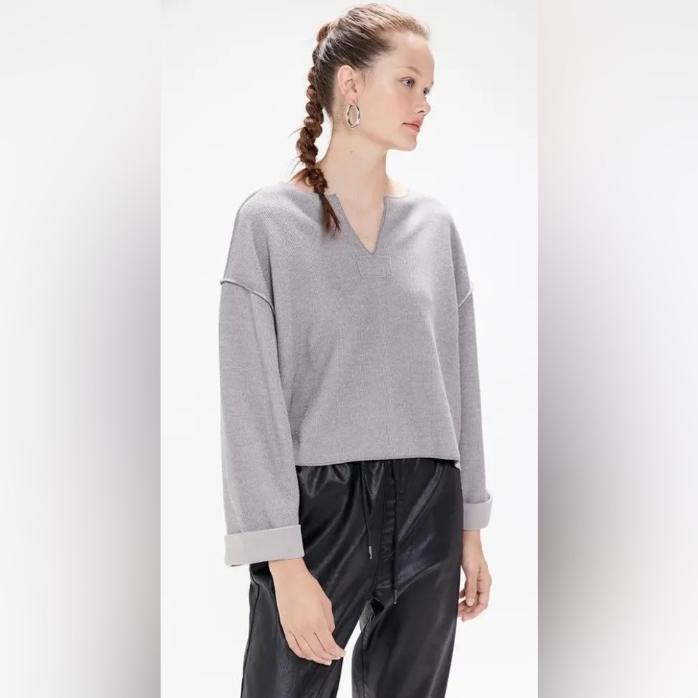 Urban Outfitters Grey Knit Pullover Sweater